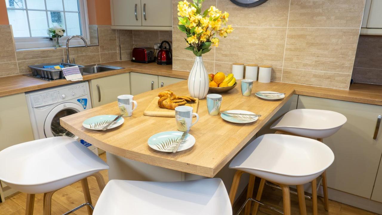 Air Host And - Daisy House - Large 3 Bedroom Sleeps 7 10 Minutes From Centre * Liverpool