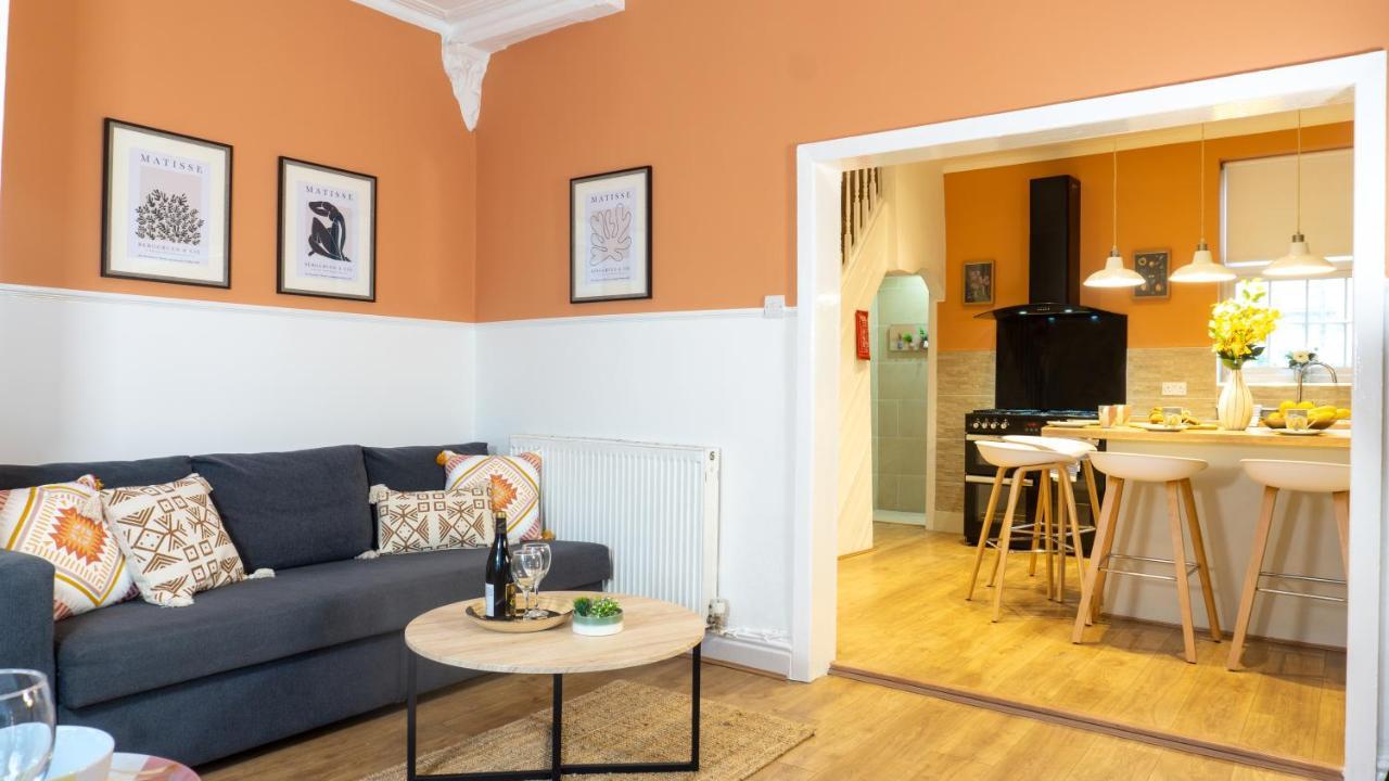 Air Host And - Daisy House - Large 3 Bedroom Sleeps 7 10 Minutes From Centre * Liverpool